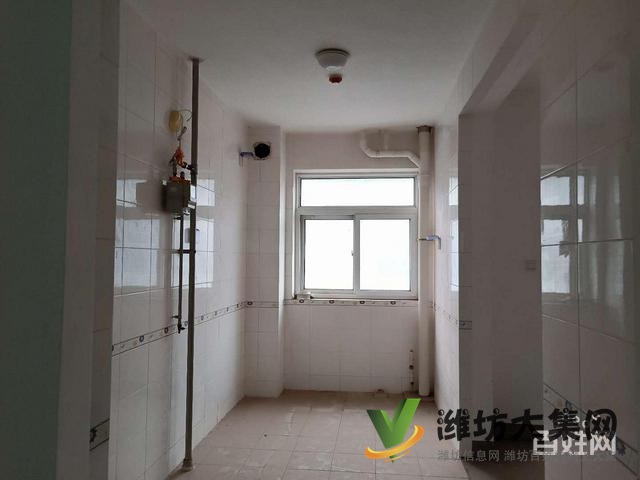 兴华*/** 青云花园 三室两室大H户型毛坯房带车